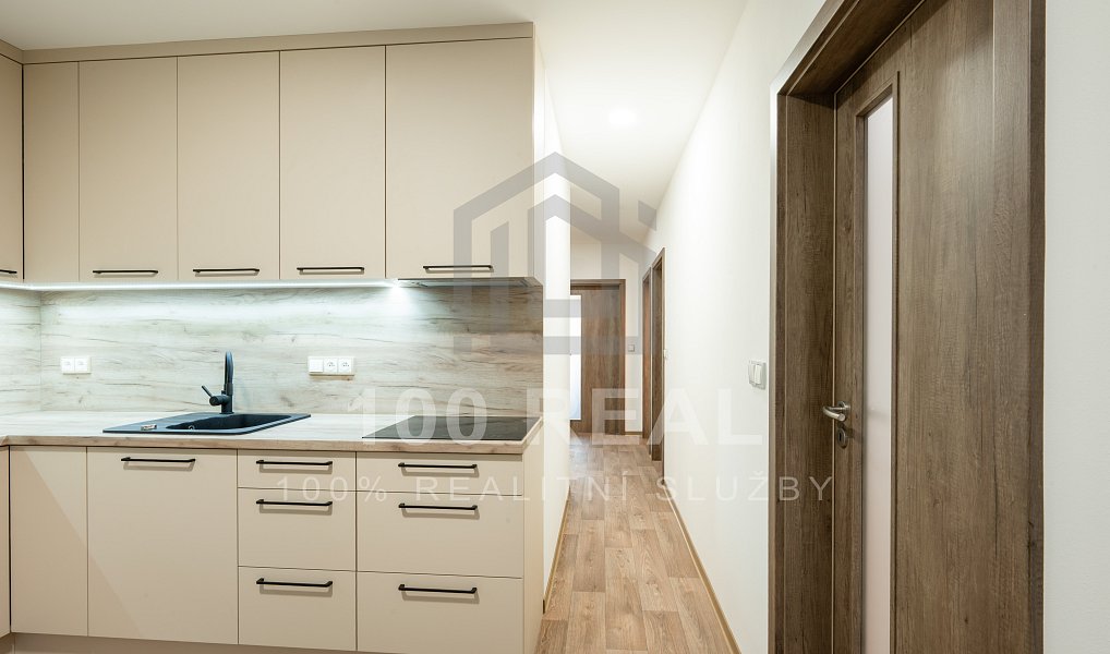 Pronájem bytu 3+1 74 m², Nové Město nad Metují – náhled fotky 2