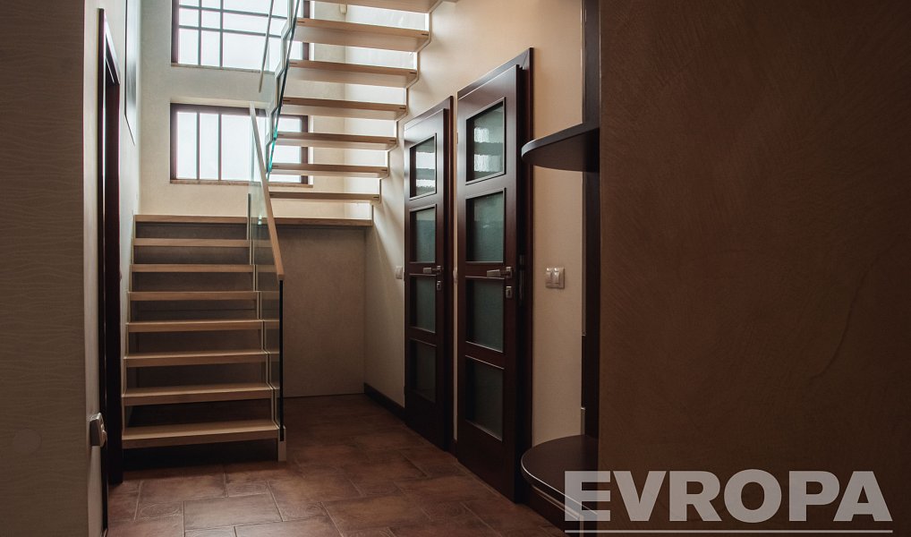 Prodej domu 226 m² s pozemkem 660 m², Pardubice – náhled fotky 10