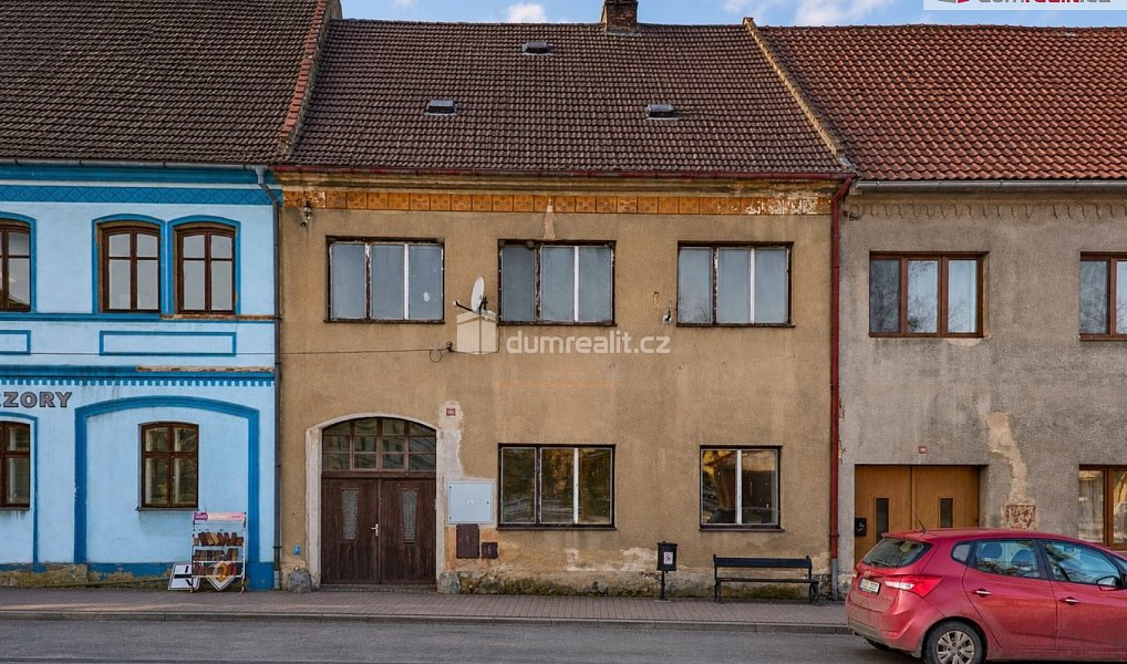 Prodej domu 200 m² s pozemkem 321 m², Kravaře – náhled fotky 2