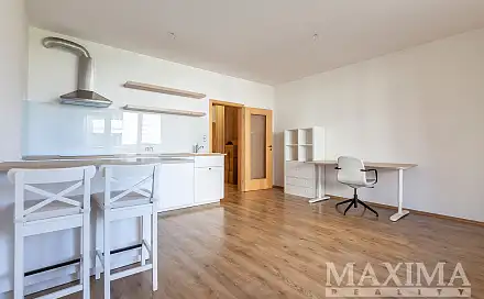 Pronájem bytu 1+kk 34 m²