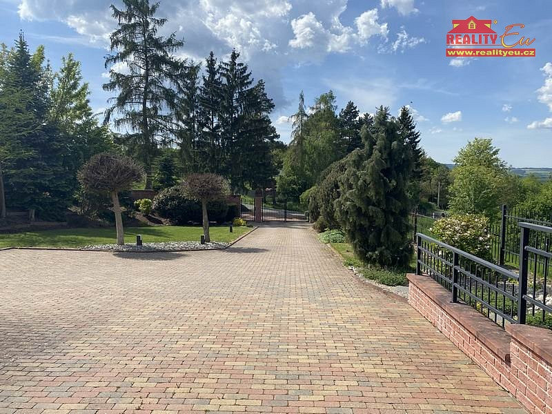 Prodej domu 390 m² s pozemkem 4 324 m² – fotografie 4