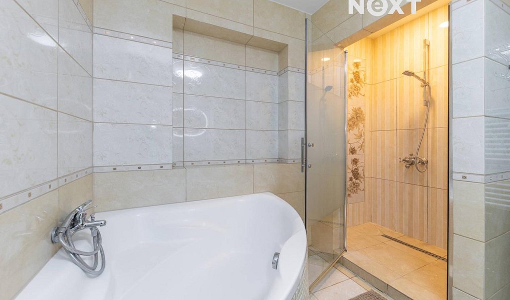 Prodej domu 255 m² s pozemkem 1 620 m², Šumice – náhled fotky 18