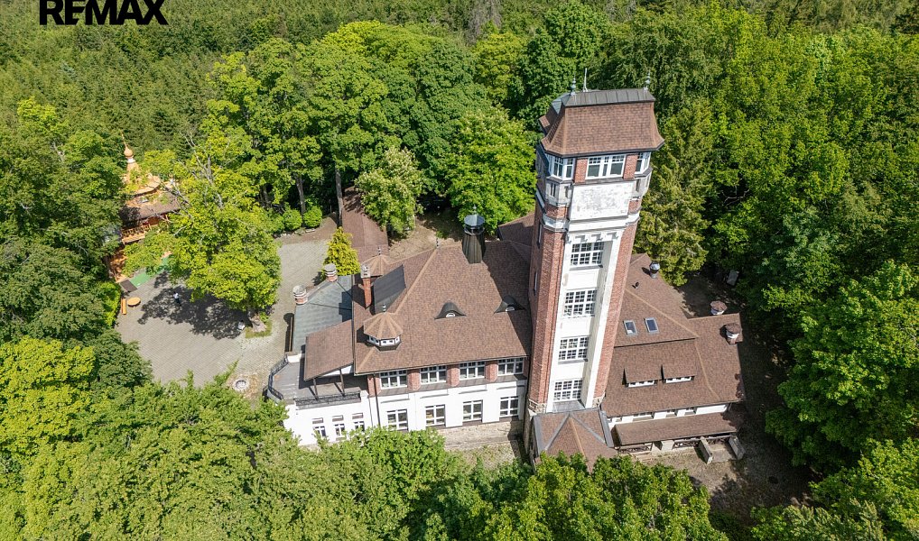 Prodej ubytovacího objektu 1 500 m², Karlovy Vary – náhled fotky 6