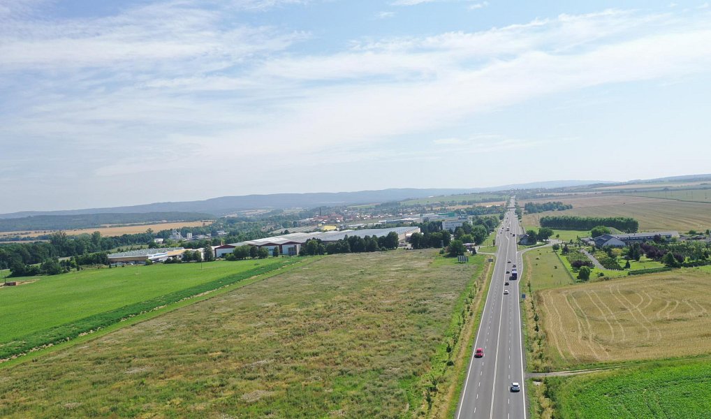 Prodej komerčního pozemku 3 811 m², Velká Bystřice – náhled fotky 4