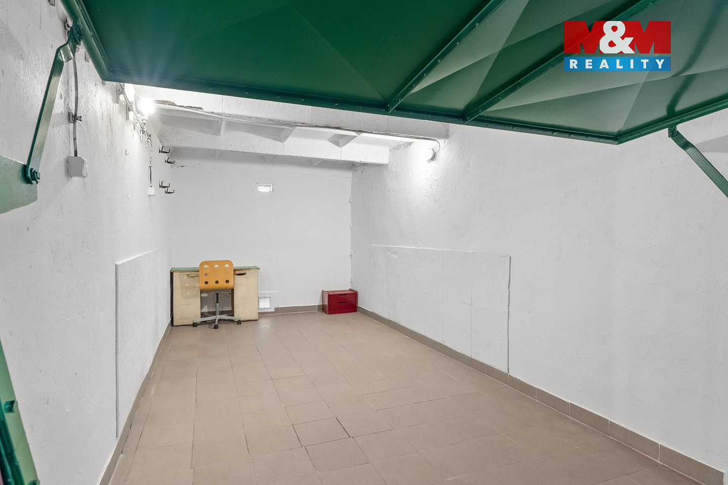Prodej garáže, 17 m2, kladno, ul. bellevue — photo 2