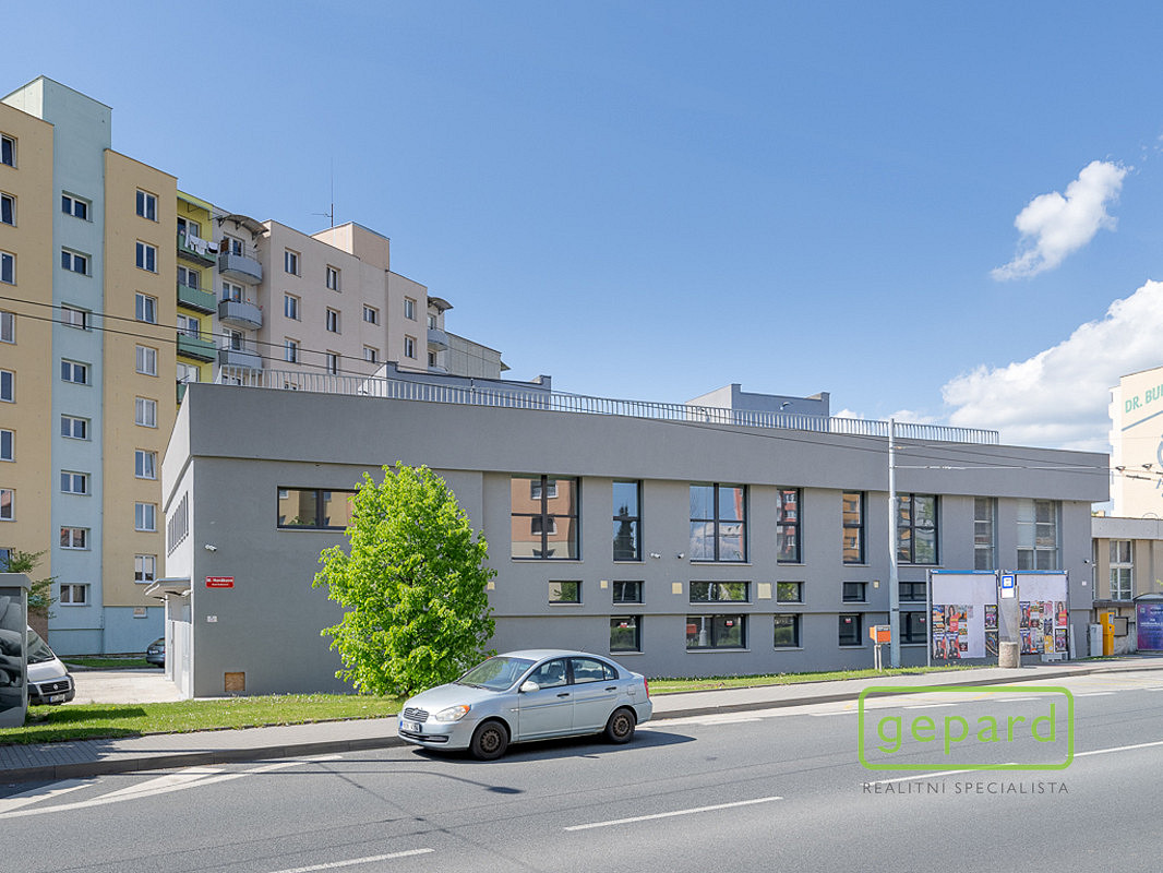 Prodej obchodních prostor 1 032 m² – fotografie 3