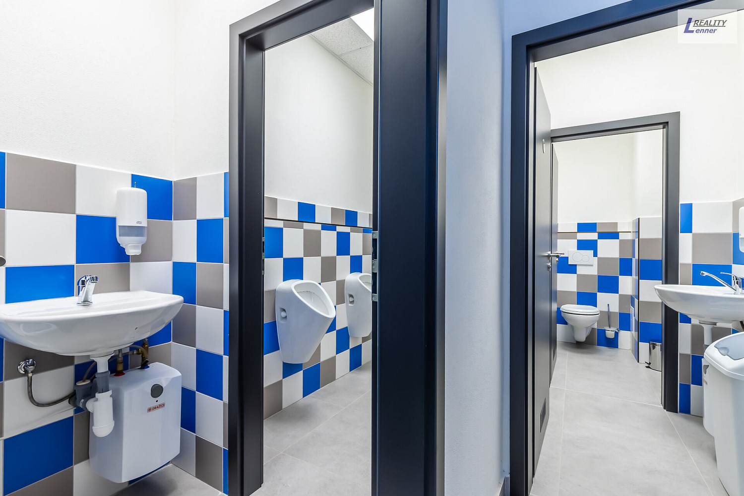 Pronájem kanceláře 30 m² – fotografie 4