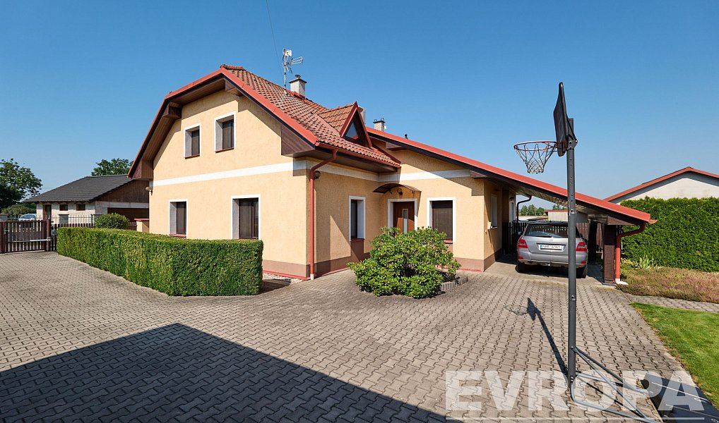 Prodej domu 155 m² s pozemkem 1 058 m², Roudnice – náhled fotky 21