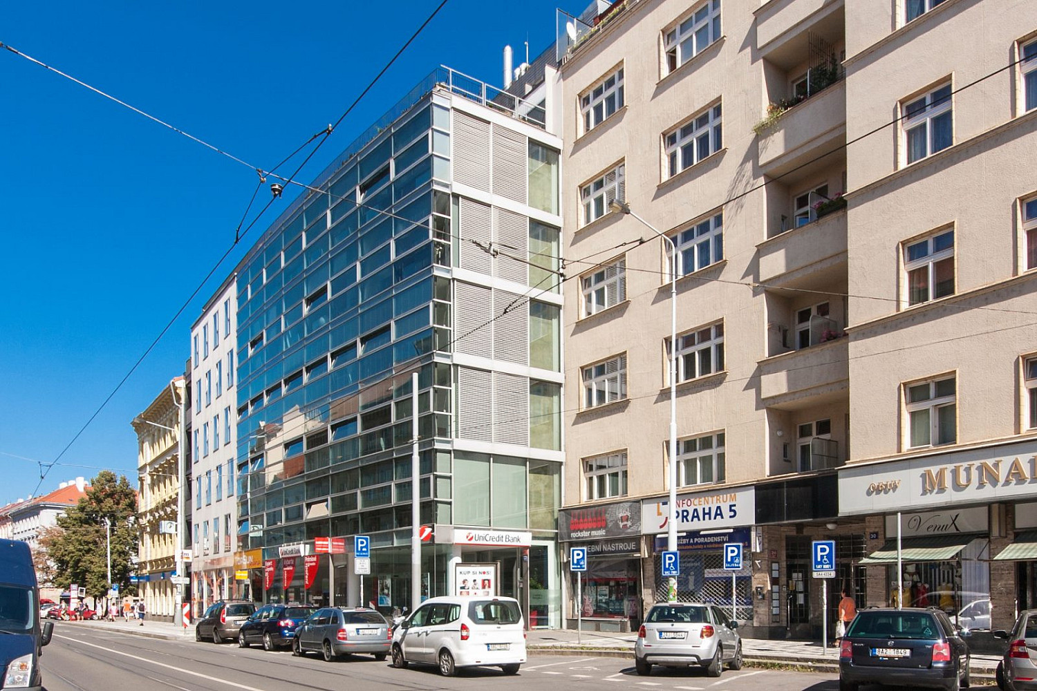 Pronájem kanceláře 215 m²