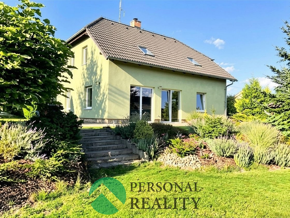 Prodej domu 154 m² s pozemkem 794 m²