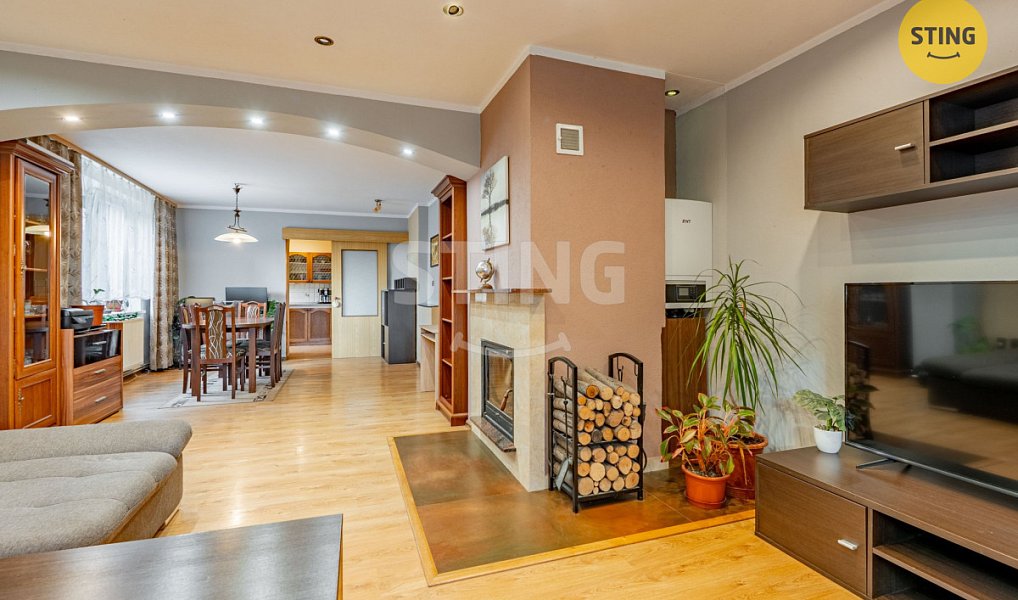 Prodej domu 200 m² s pozemkem 2 554 m², Třinec – náhled fotky 3
