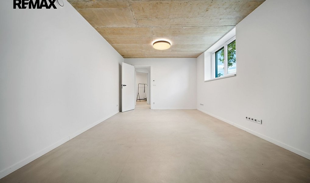 Prodej domu 167 m² s pozemkem 830 m², Šumice – náhled fotky 18