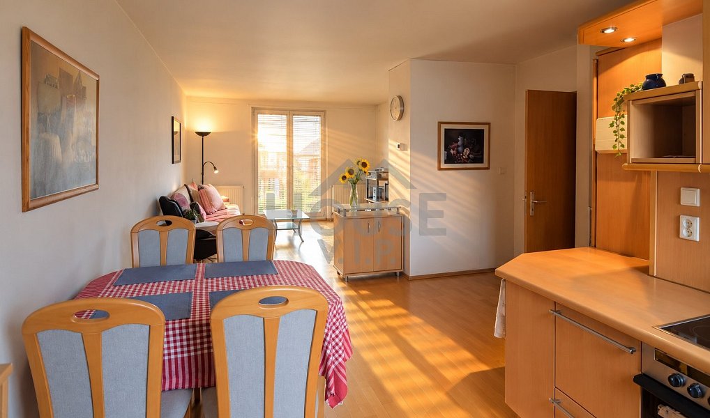Prodej bytu 3+kk 72 m², Praha – náhled fotky 3