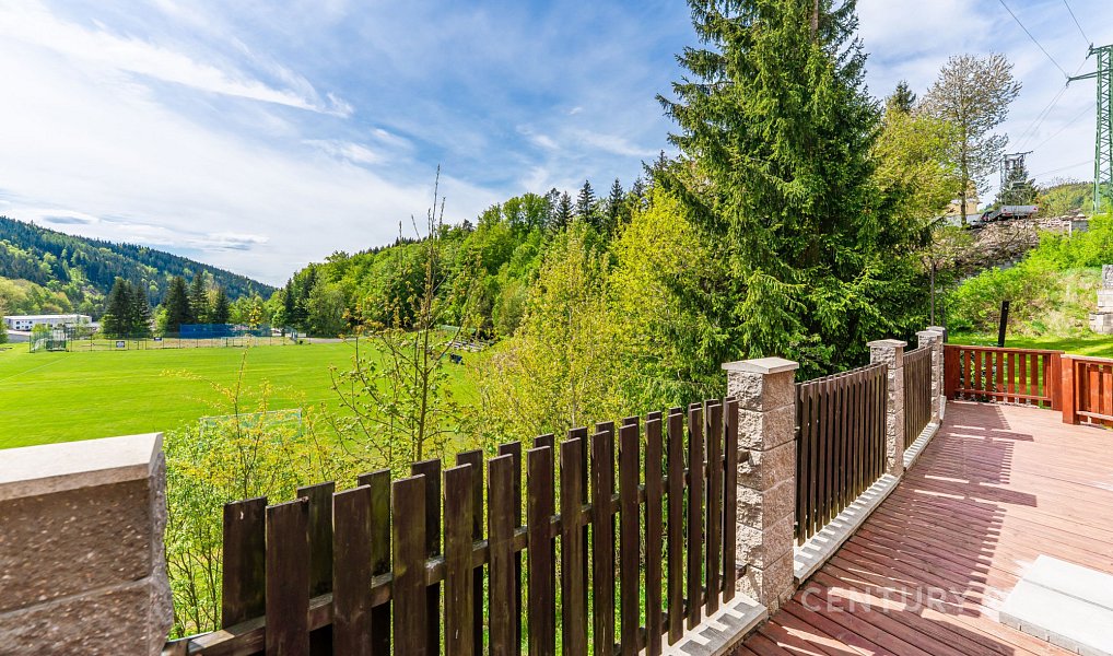 Prodej ubytovacího objektu 578 m², Jáchymov – náhled fotky 4