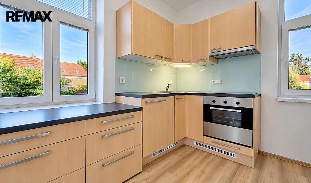 Pronájem bytu 2+kk 39 m², Mělník – náhled fotky 8