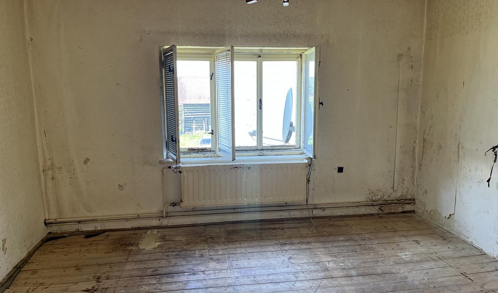 Prodej domu 292 m² s pozemkem 1 628 m², Stráž pod Ralskem – náhled fotky 24