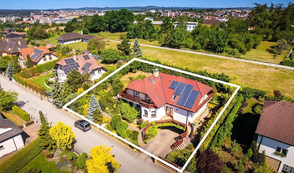 Prodej domu 340 m² s pozemkem 1 147 m², Tábor – náhled fotky 3