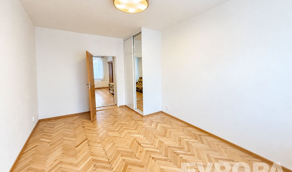 Pronájem bytu 2+1 56 m², Plzeň – náhled fotky 3