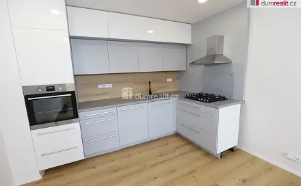 Prodej bytu 3+kk 65 m², Hasova, Praha 4 - Modřany
