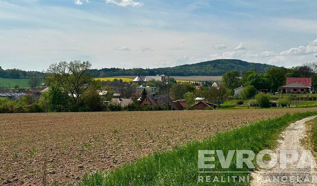 Prodej domu 350 m² s pozemkem 5 913 m², Dubá – náhled fotky 23
