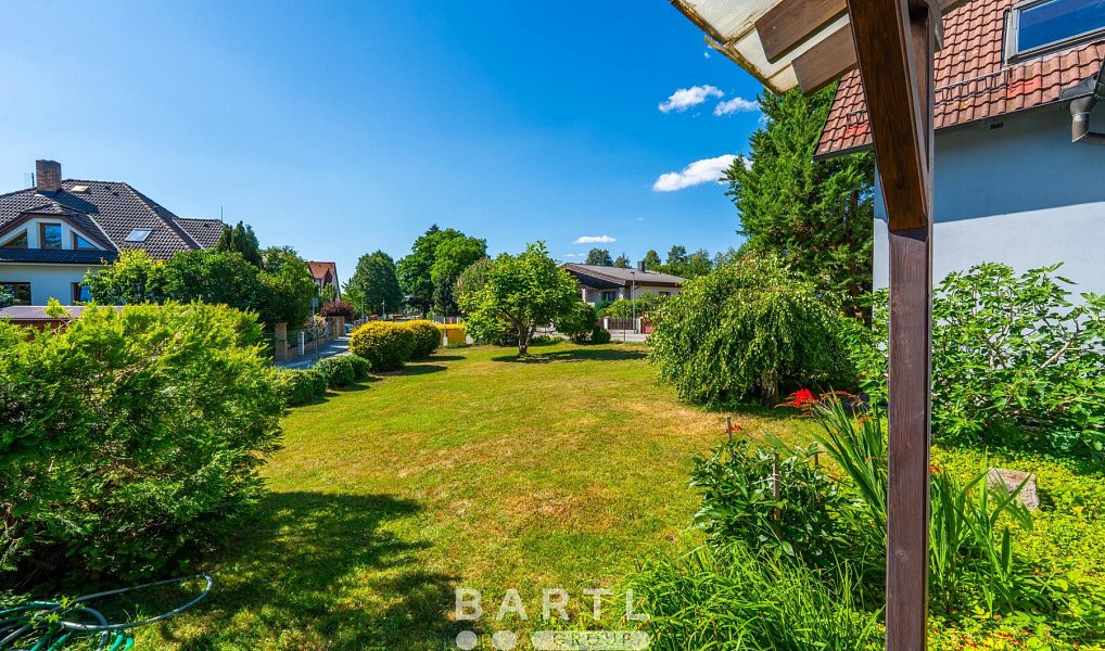 Prodej domu 210 m² s pozemkem 874 m², Nové Hrady – náhled fotky 18