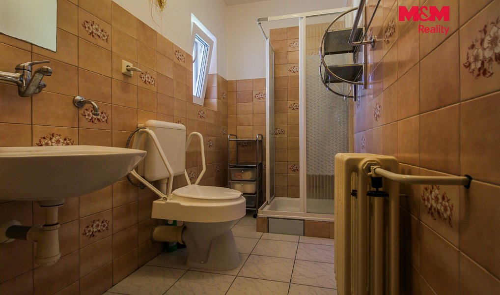 Prodej domu 233 m² s pozemkem 768 m², Lipová-lázně – náhled fotky 11