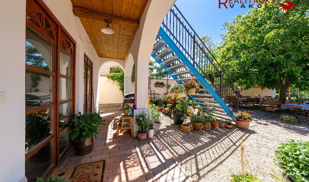 Prodej ubytovacího objektu 291 m², Nový Přerov – náhled fotky 4