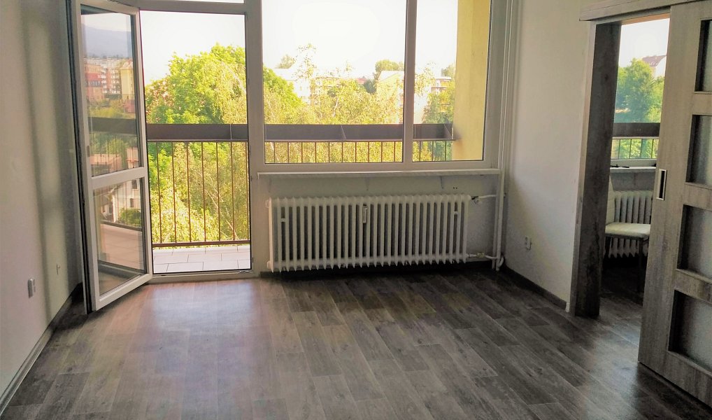 Pronájem bytu 2+kk 46 m², Liberec – náhled fotky 2