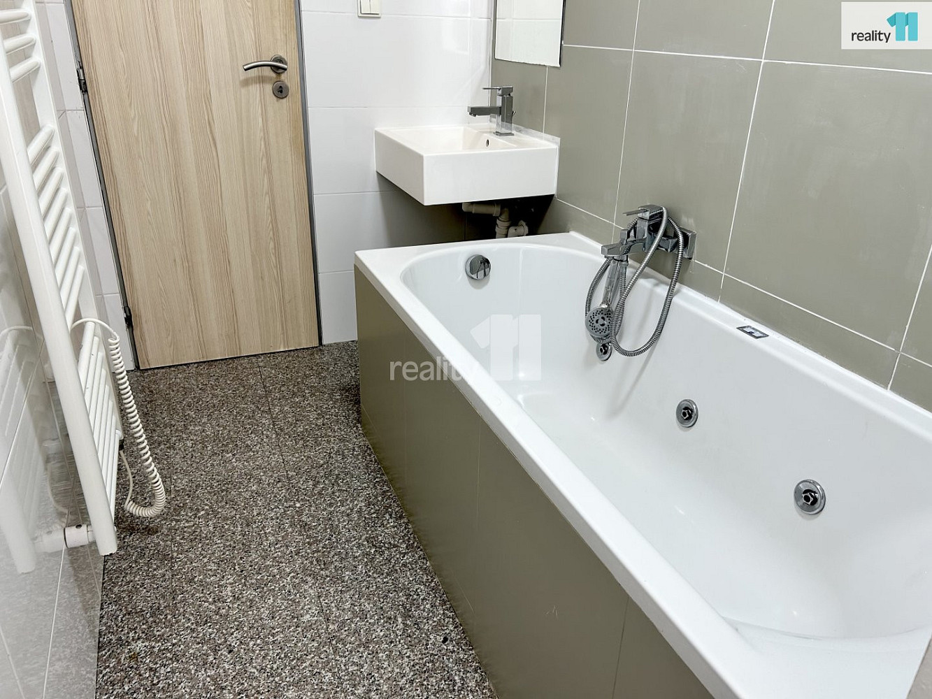 Pronájem bytu 3+kk 65 m² — photo 5