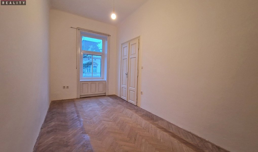 Pronájem bytu 4+1 134 m², Olomouc – náhled fotky 6