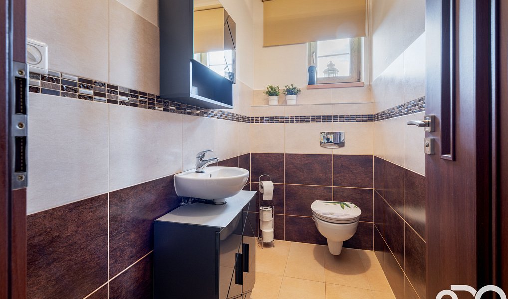 Prodej domu 410 m² s pozemkem 2 816 m², Květov – náhled fotky 16