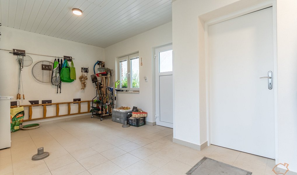 Prodej domu 246 m² s pozemkem 271 m², Zbýšov – náhled fotky 36