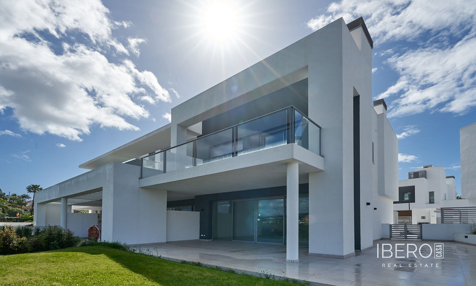 Prodej domu 287 m² s pozemkem 325 m²
