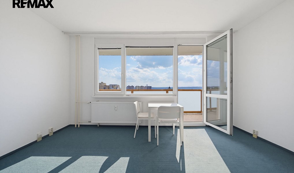 Prodej bytu 1+kk 29 m², Praha – náhled fotky 3