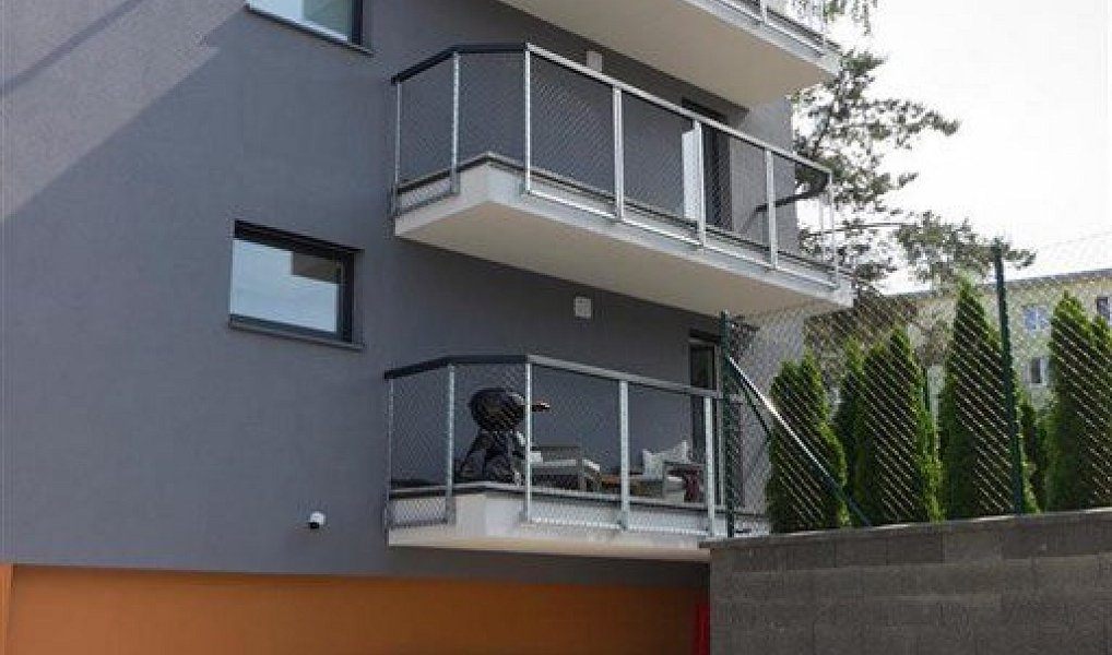 Prodej bytu 4+kk 148 m², Kladno – náhled fotky 40