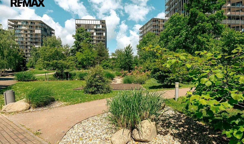 Prodej bytu 1+kk 38 m², Praha – náhled fotky 8