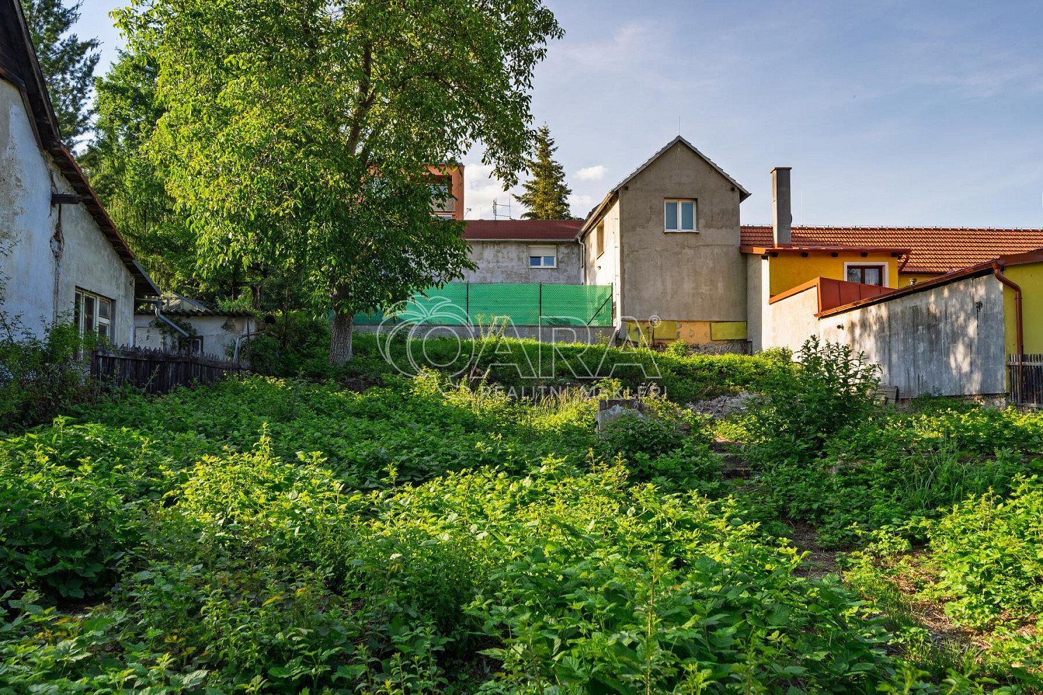 Prodej stavebního pozemku 477 m² — photo 2
