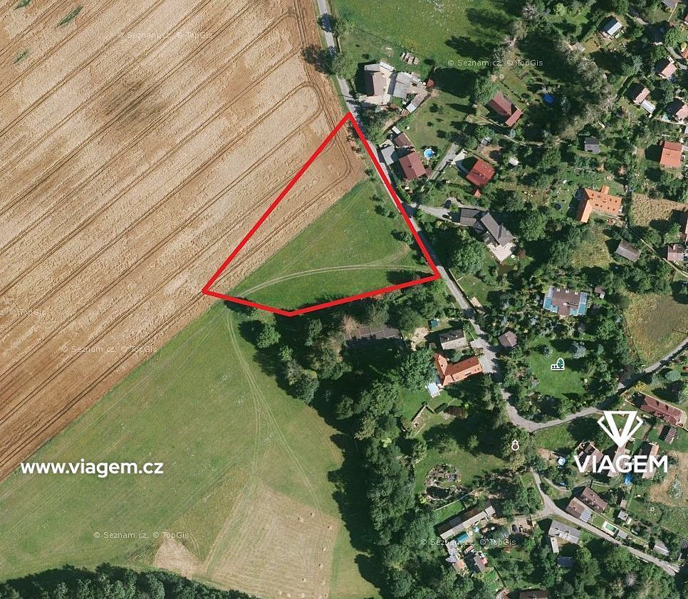 Prodej pole 1 177 m²