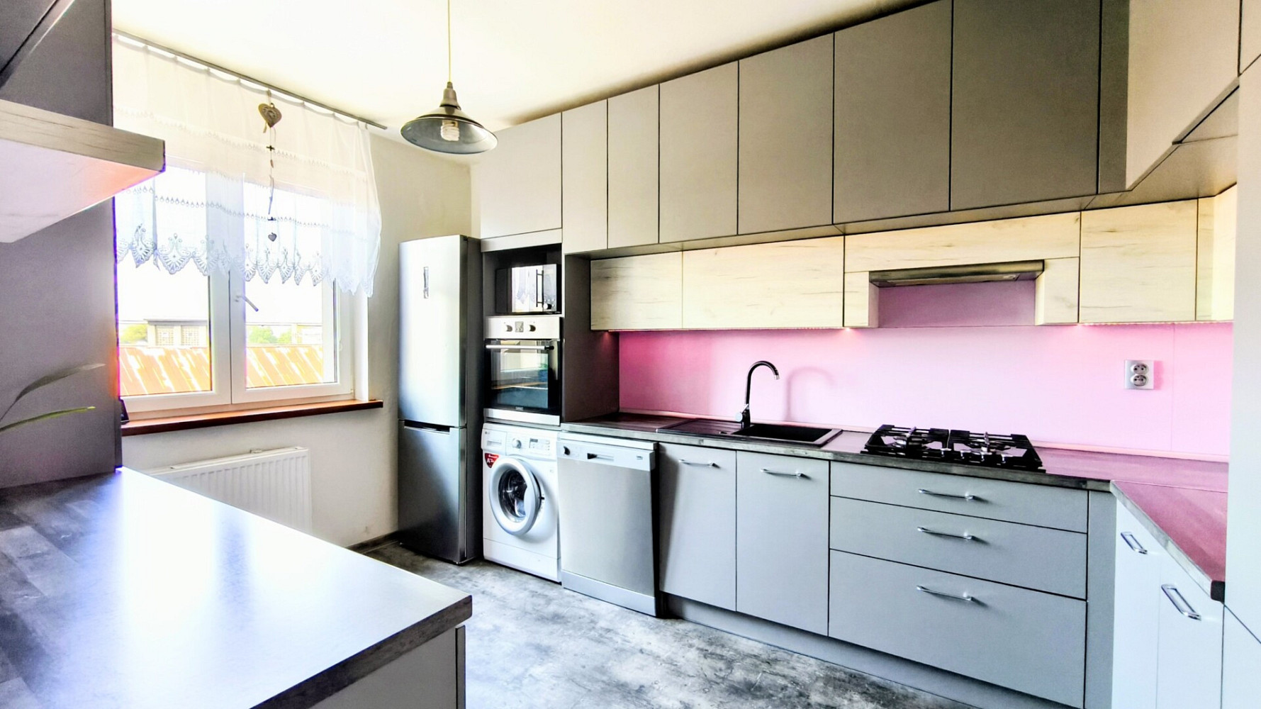 3 rooms, 82.0 m² in Frydek_Mistek