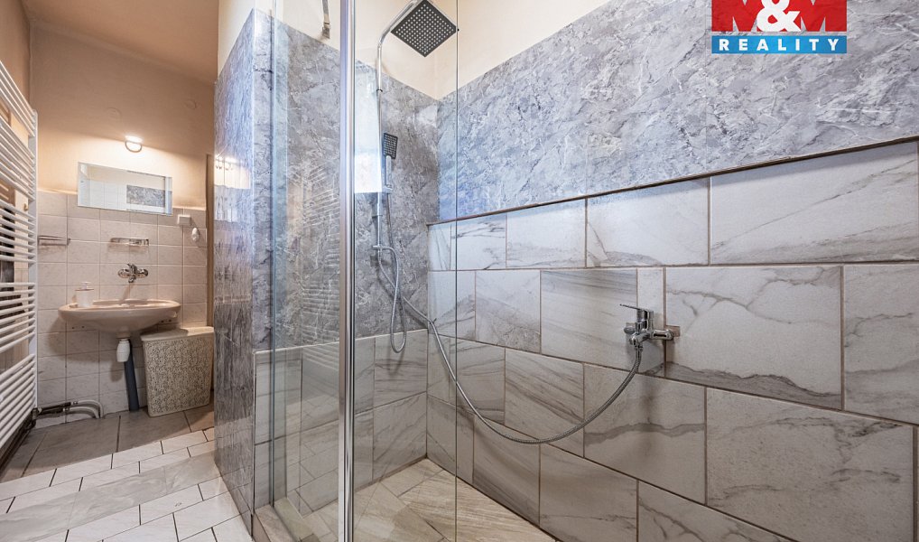 Prodej bytu 5+1 139 m², Chlumec nad Cidlinou – náhled fotky 10