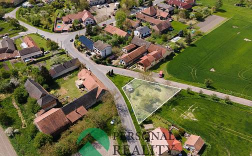 Prodej stavebního pozemku 910 m², Moravany - Platěnice, okres Pardubice