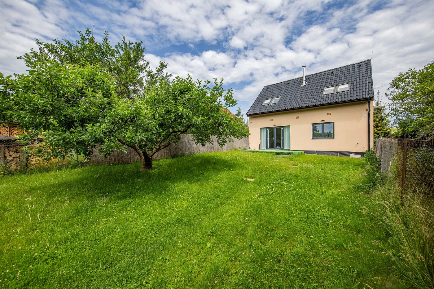 Prodej domu 115 m² s pozemkem 75 m²