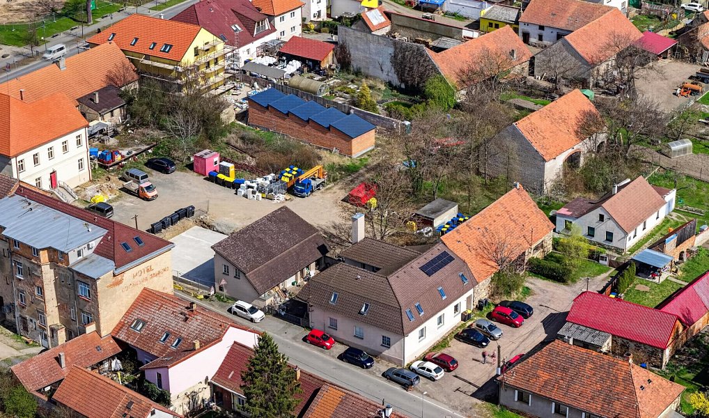 Prodej domu 328 m² s pozemkem 399 m², Hostomice – náhled fotky 28