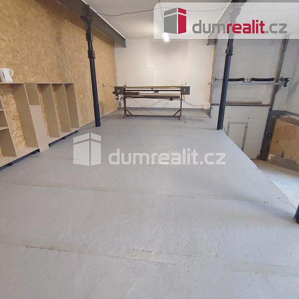 Pronájem výrobních prostor 200 m² — photo 2