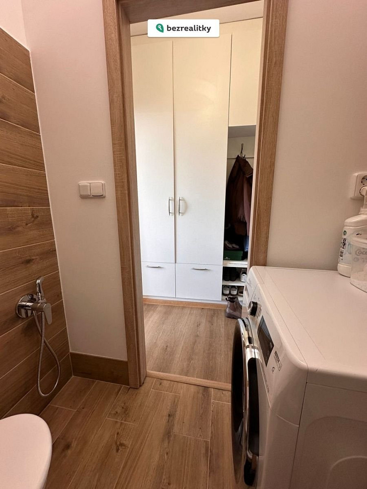 Prodej bytu 1+kk 21 m² – fotografie 3