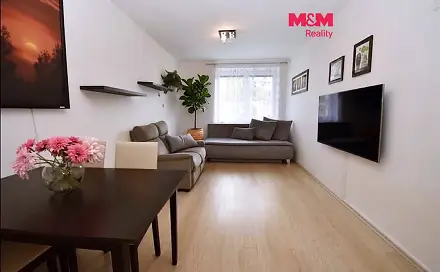 Prodej bytu 2+1 51 m², 9. května, Kralupy nad Vltavou - Zeměchy, okres Mělník