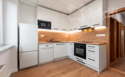 Pronájem bytu 2+1 56 m², Haškova, Hradec Králové - Pražské Předměstí