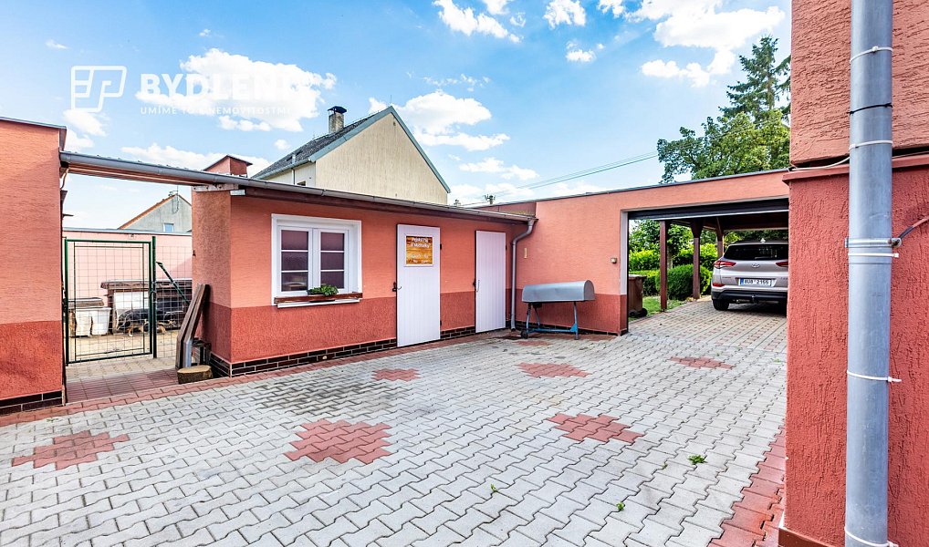 Prodej domu 318 m² s pozemkem 791 m², Krupka – náhled fotky 36