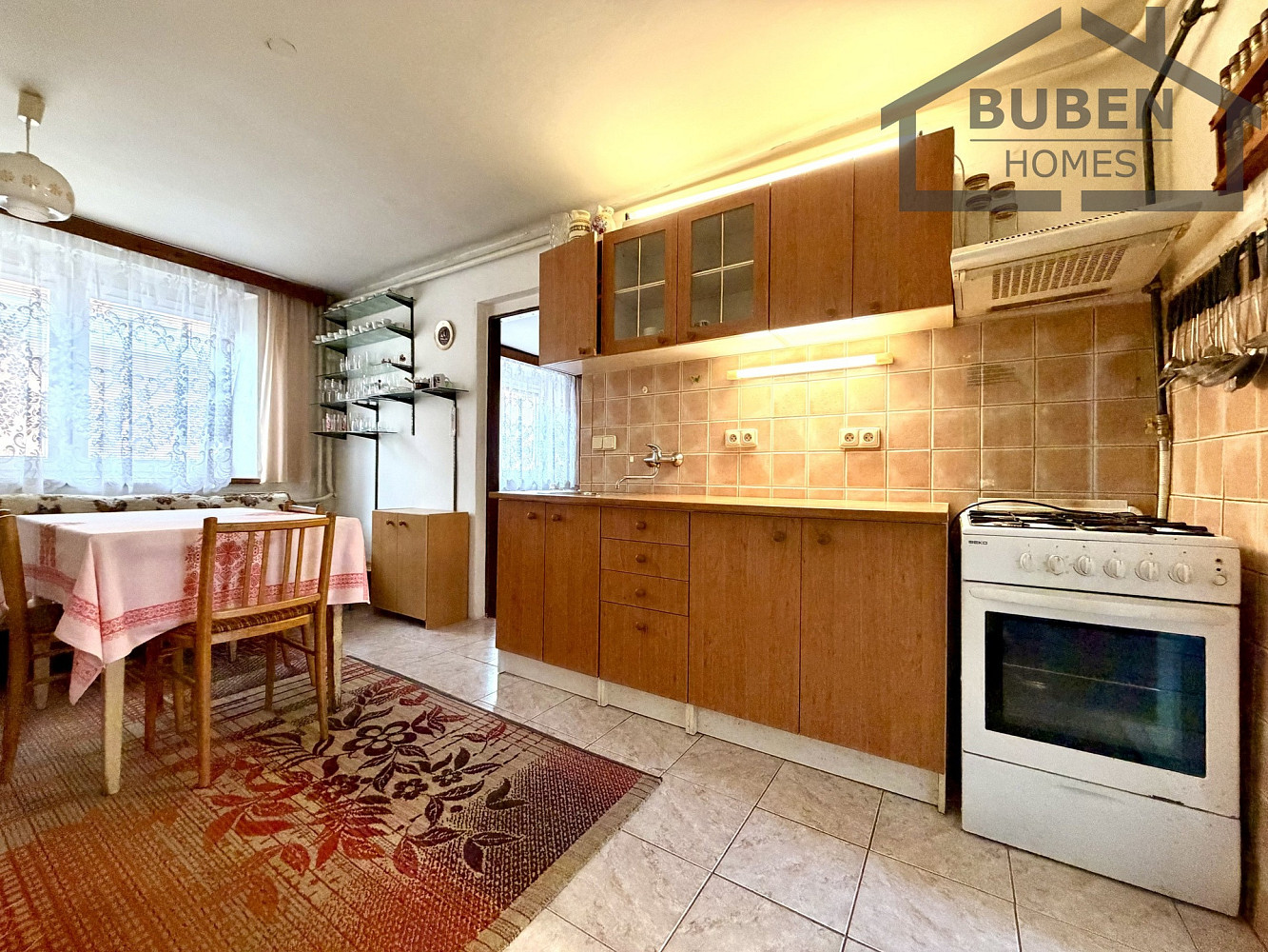 Prodej domu 200 m² s pozemkem 238 m² – fotografie 3