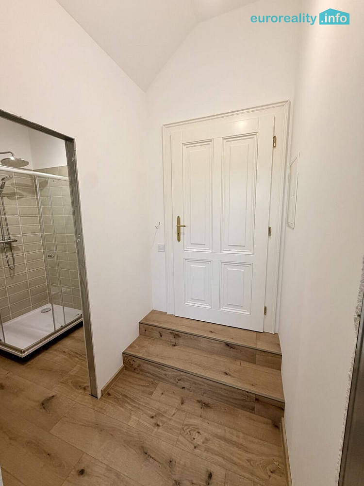 Prodej bytu 1+kk 32 m² – fotografie 5